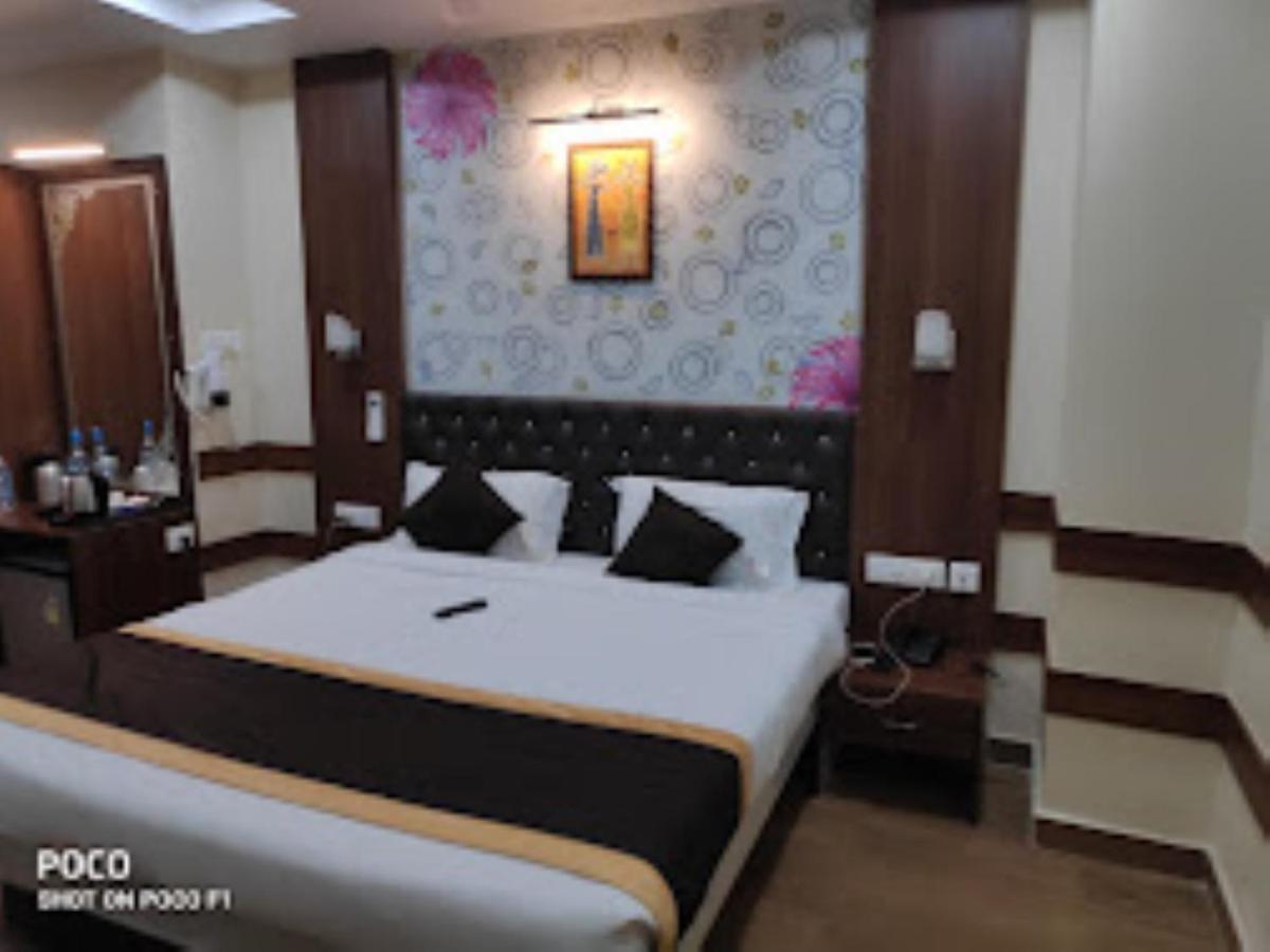 Hotel Raj Inn Bhubaneswar Eksteriør billede